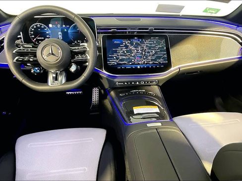 New 2026 Mercedes-Benz E 53 AMG e 4MATIC Sedan image 7