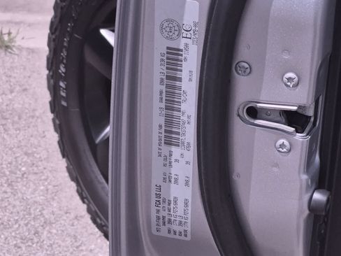 Used 2019 RAM 1500 Warlock AWD/4WD image 35