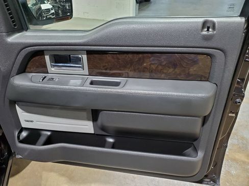 Used 2013 Ford F150 Platinum RWD image 17