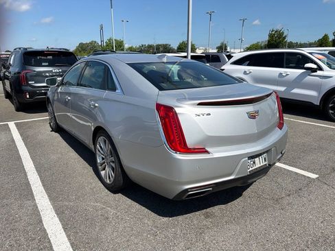 Used 2019 Cadillac XTS Luxury FWD image 4