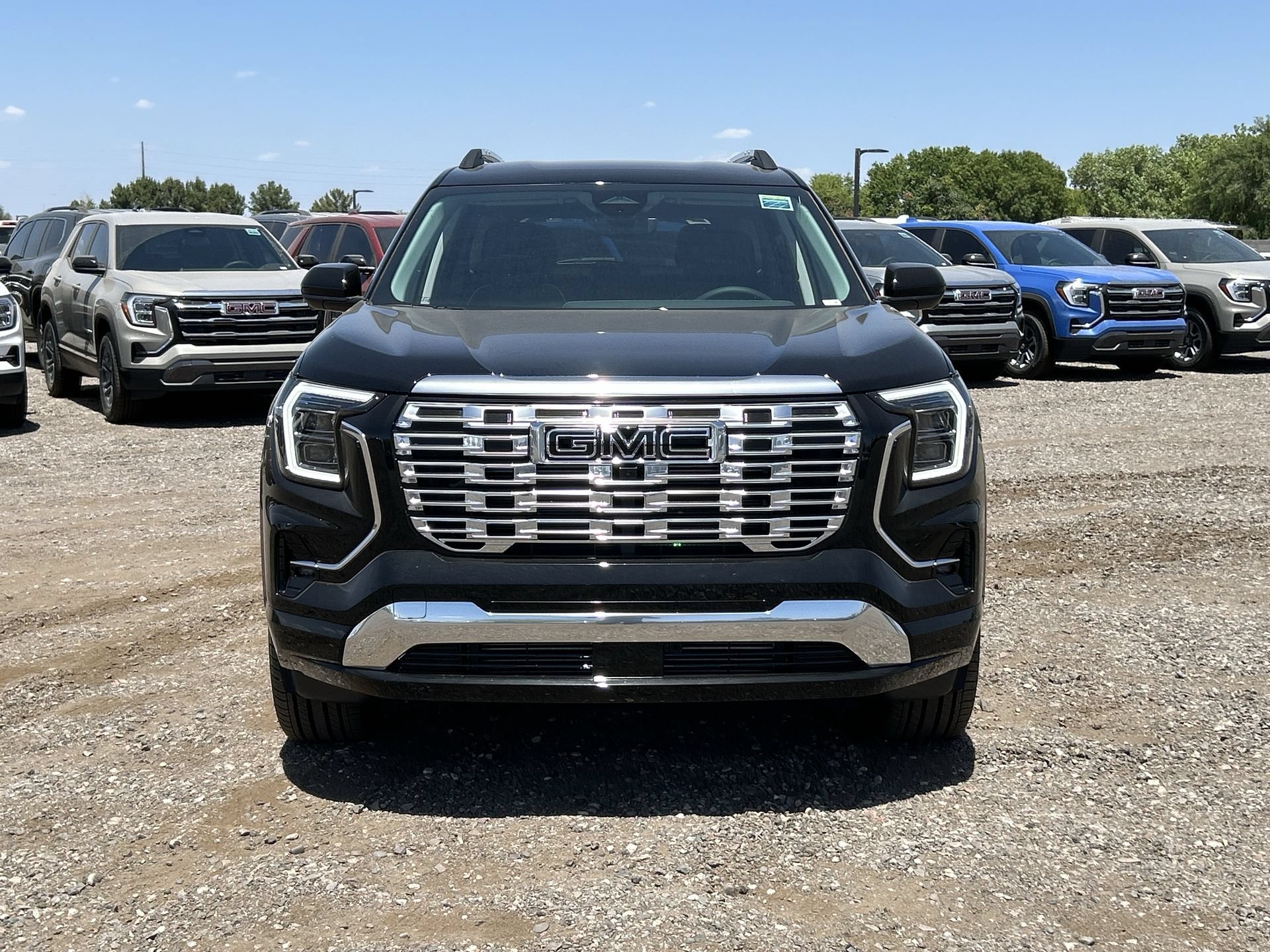 New 2026 GMC Terrain Denali w/ LPO, Black Badging Package AWD/4WD image 41