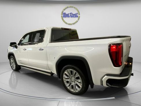 Used 2022 GMC Sierra 1500 Denali w/ Denali Premium Package image 4