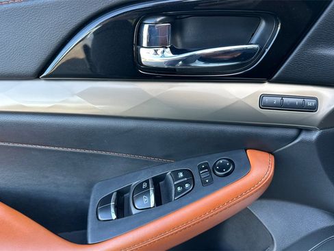 Used 2020 Nissan Maxima Platinum w/ Reserve Package image 8