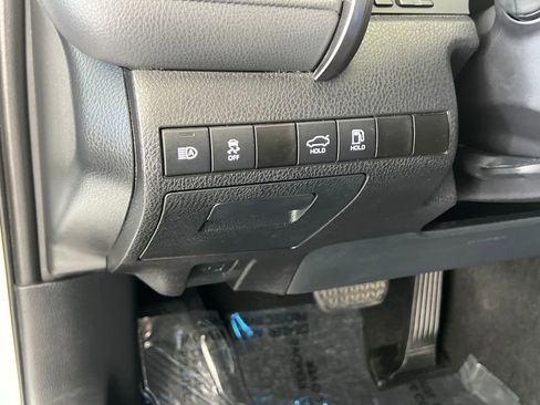 Used 2021 Toyota Camry XSE w/ Carpet Mat Package (TMS) image 32