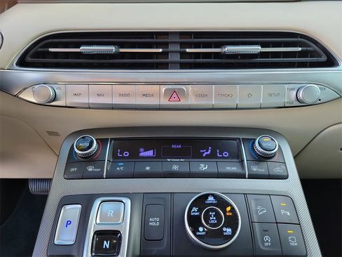 Used 2020 Hyundai Palisade Limited image 38