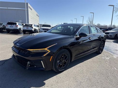 New 2026 Kia K5 LXS image 7
