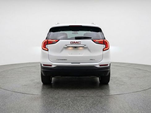 Used 2024 GMC Terrain SLT image 7