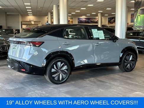 Used 2024 Nissan Ariya AWD image 3