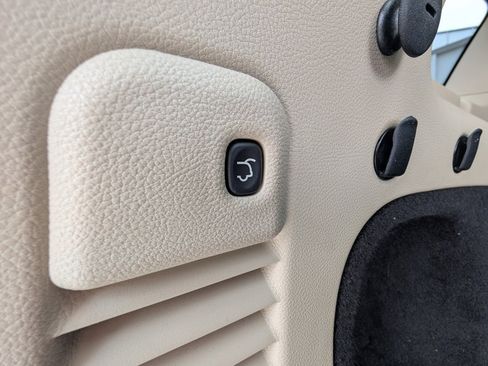 Used 2015 Jeep Grand Cherokee Limited image 39