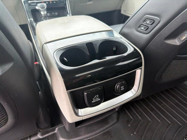 Used 2022 Kia Carnival SX Prestige FWD image 23