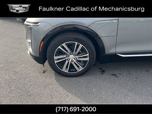 Certified 2024 Cadillac Lyriq Luxury image 27