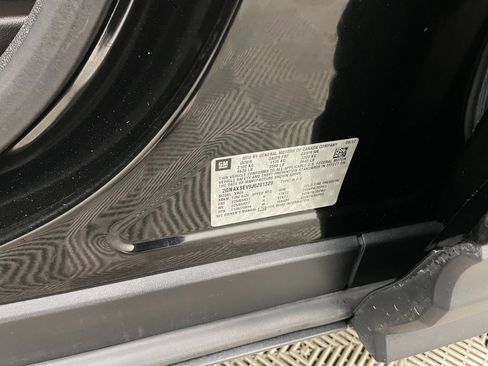 Certified 2018 Chevrolet Equinox LT image 32