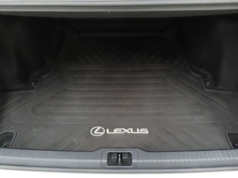 Used 2023 Lexus IS 350 F Sport RWD image 23