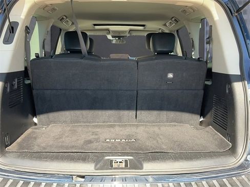 Used 2023 Nissan Armada SL w/ Captain's Chairs Package image 15
