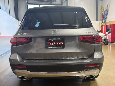 Used 2022 Mercedes-Benz GLB 250 4MATIC image 28