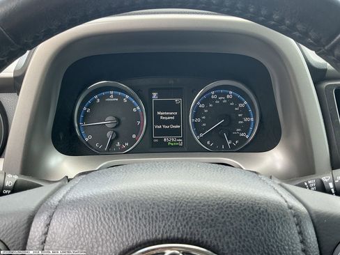 Used 2018 Toyota RAV4 Limited w/ Advanced Technology Package image 8