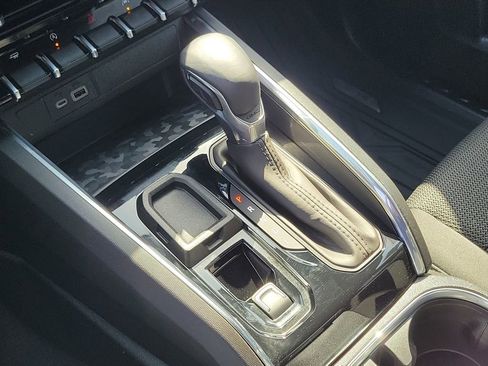 Used 2025 GMC Canyon Elevation w/ Convenience Package image 13