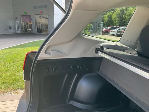 Used 2020 Subaru Forester Premium AWD/4WD image 43