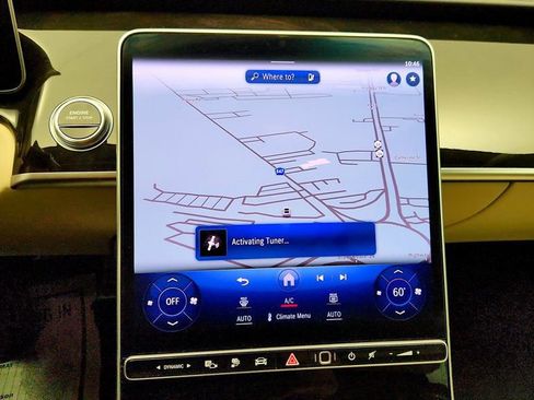 Used 2024 Mercedes-Benz S 580e 4MATIC Sedan w/ AMG Line image 17