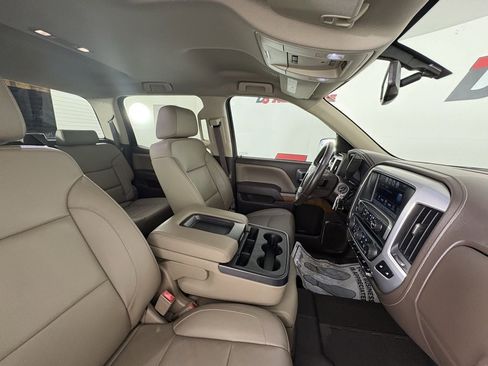 Used 2017 GMC Sierra 1500 SLT w/ Suspension Package, Off-Road image 33