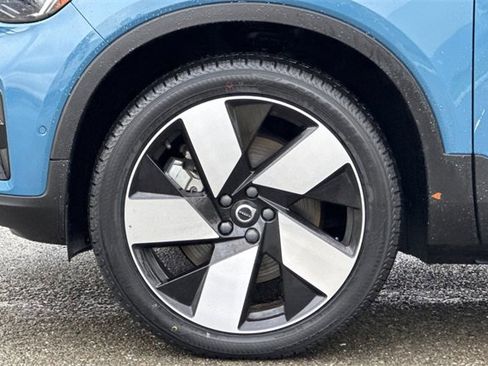Used 2023 Volvo XC40 Recharge Ultimate w/ Protection Package Premier image 31