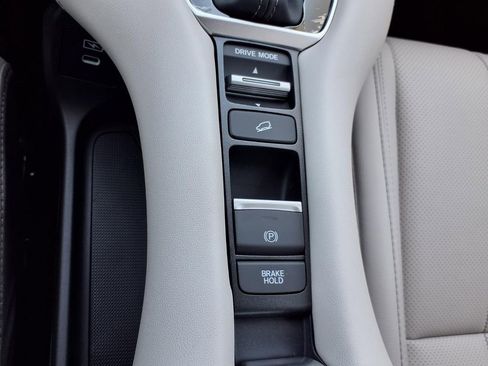 New 2026 Honda HR-V EX-L image 20