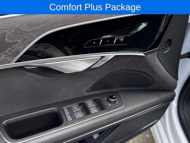 Used 2023 Audi A8 L 3.0T w/ Comfort Plus Package AWD/4WD image 12