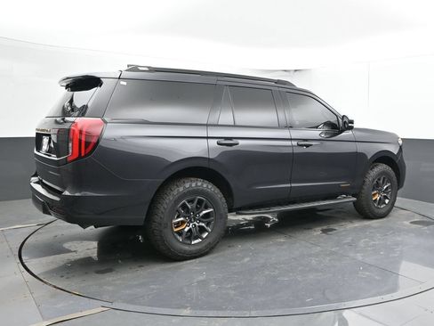 Used 2025 Ford Expedition Tremor AWD/4WD image 3