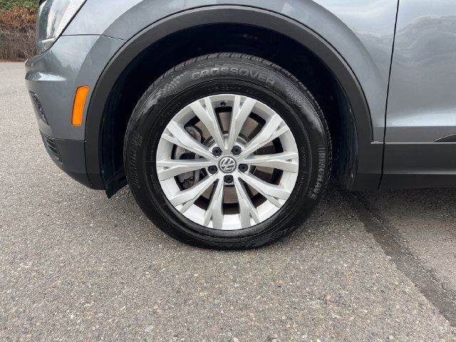 Used 2019 Volkswagen Tiguan S w/ 3rd Row Seat Package AWD/4WD image 28