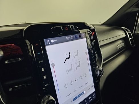 Used 2022 RAM 2500 Laramie w/ Night Edition image 30