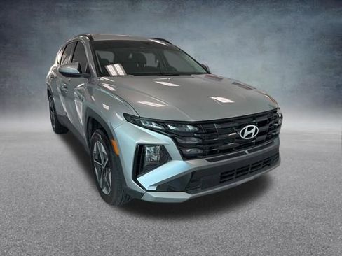 Used 2025 Hyundai Tucson SEL AWD/4WD image 4
