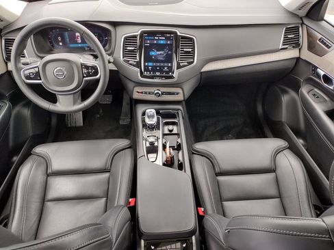 Used 2023 Volvo XC90 T8 Ultimate AWD/4WD image 6