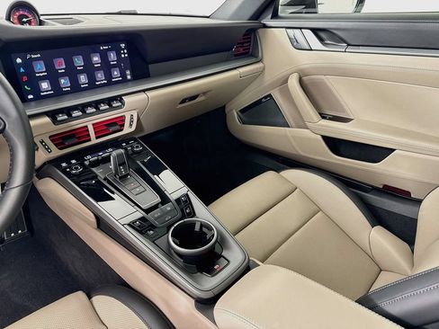 Certified 2025 Porsche 911 Carrera RWD image 26