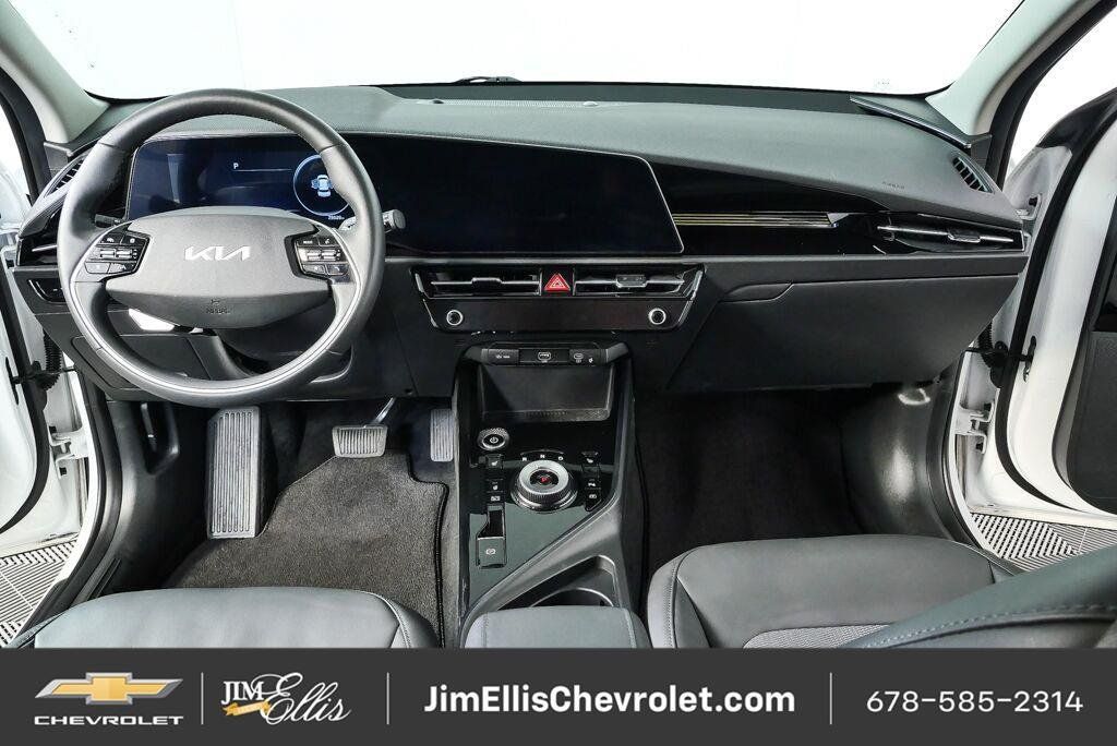 Used 2023 Kia Niro Wind w/ Wind Preserve Package FWD image 18