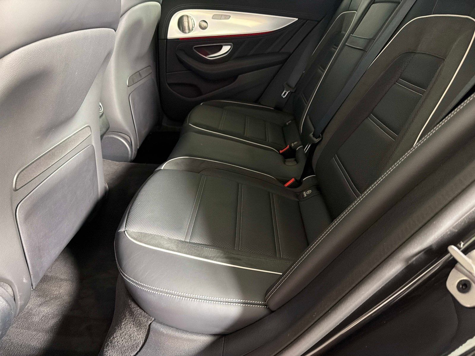 Used 2023 Mercedes-Benz E 63 AMG S image 31