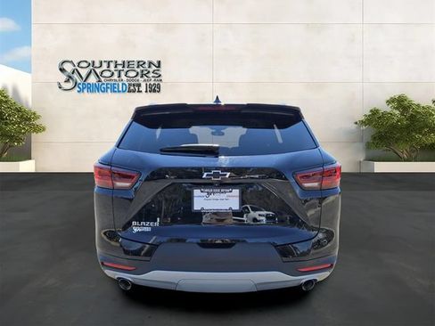 Used 2024 Chevrolet Blazer LT w/ Convenience Package FWD image 4
