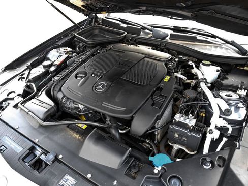 Used 2014 Mercedes-Benz SLK 350 image 35