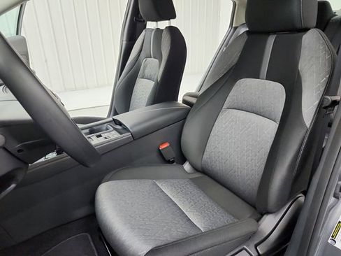 New 2026 Nissan Sentra SV w/ Floor Mat Package FWD image 19