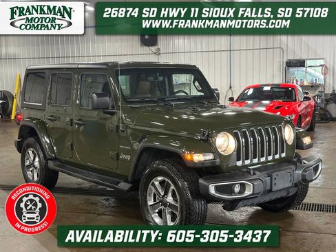 Used 2023 Jeep Wrangler Unlimited Sahara w/ Dual Top Group AWD/4WD image 1