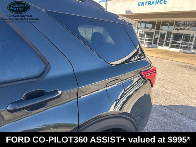 Used 2022 Ford Explorer XLT w/ Equipment Group 202A AWD/4WD image 4