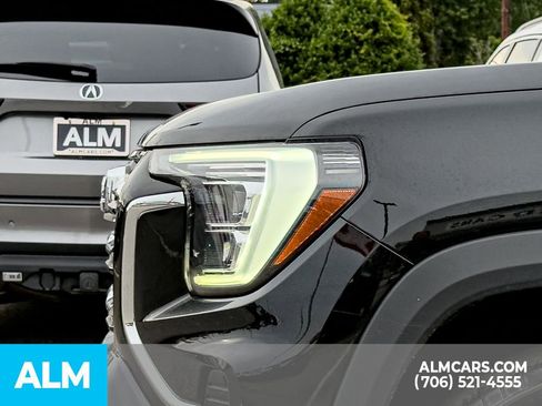 Used 2025 GMC Terrain Elevation AWD/4WD image 9