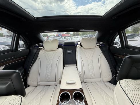 Used 2015 Mercedes-Benz S 550 4MATIC Sedan image 32