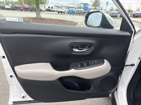 Used 2026 Honda HR-V LX image 13