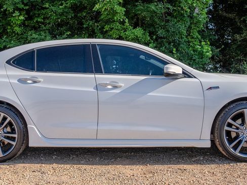 Used 2018 Acura TLX V6 w/ Technology & A-SPEC Pkg FWD image 6