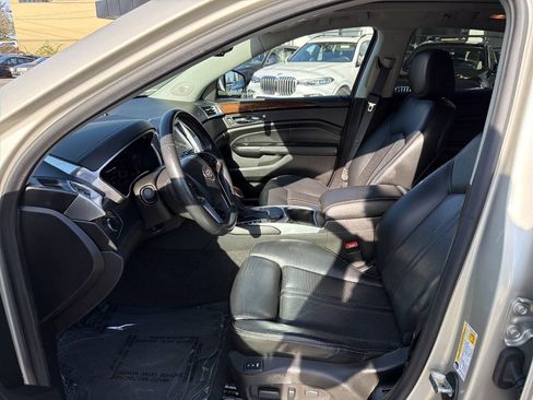 Used 2016 Cadillac SRX Luxury w/ Driver Awareness Package AWD/4WD image 35