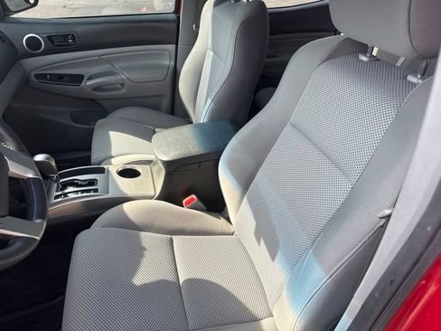 Used 2015 Toyota Tacoma 4x4 Double Cab w/ TRD Sport Package image 25