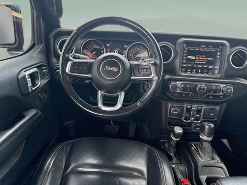 Used 2022 Jeep Wrangler Unlimited Sahara w/ LED Lighting Group image 10