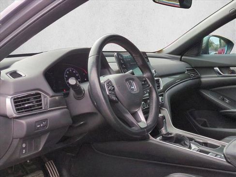 Used 2005 Chevrolet Corvette Coupe w/ Preferred Equipment Group image 10