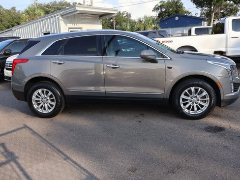 Used 2017 Cadillac XT5 FWD image 4