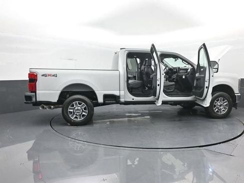New 2026 Ford F350 Lariat AWD/4WD image 39